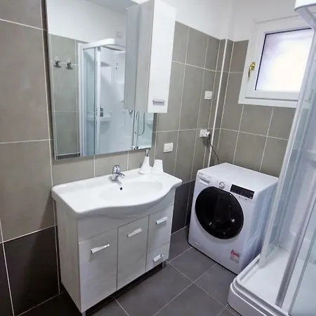 Porto San Rocco Italy Apartment *
